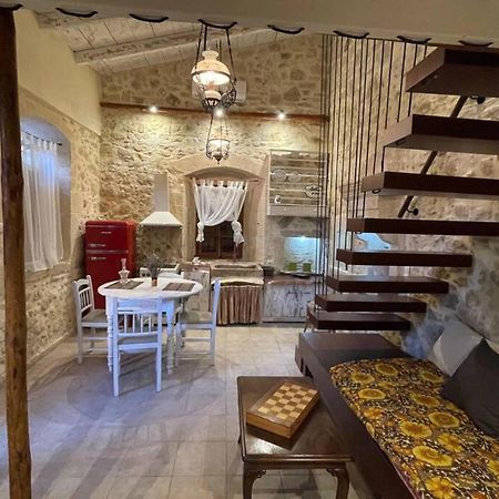 Village Little House At Roustika Exterior photo